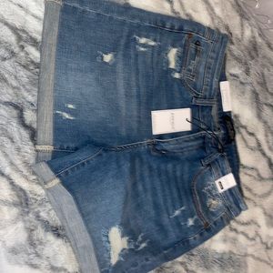 Judy Blue mid-rise Blue Jean shorts ( new with tags )